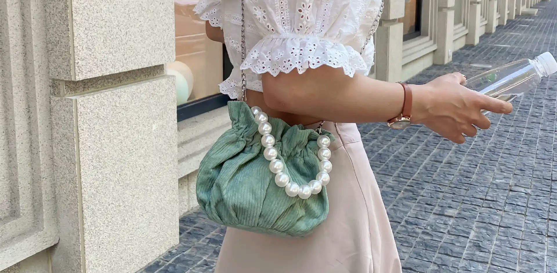 slider image slider_item_1